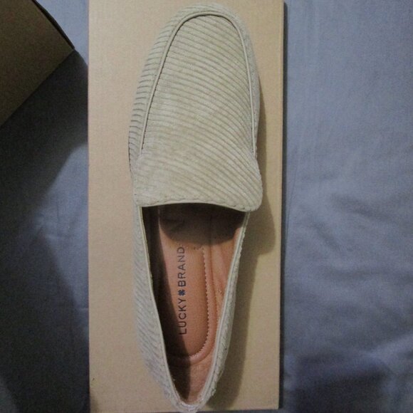 Lucky Brand Naiser Corduroy Loafer Tan Beige Brown Womens Size 5 NIB Beautiful! - Picture 5 of 8